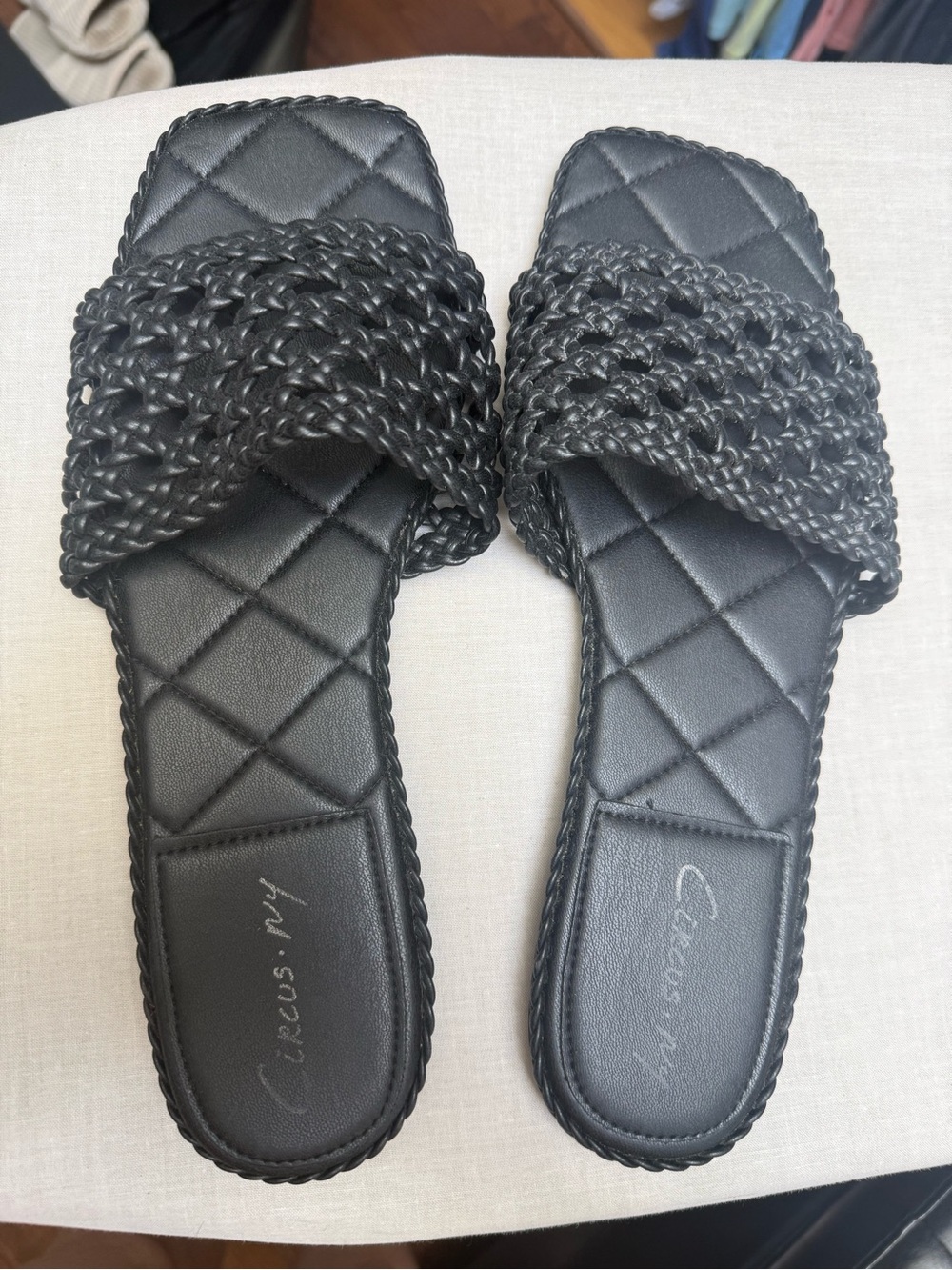 Circus by Sam Edelman Black Braided Slide Sandals size 11 quilted insoles